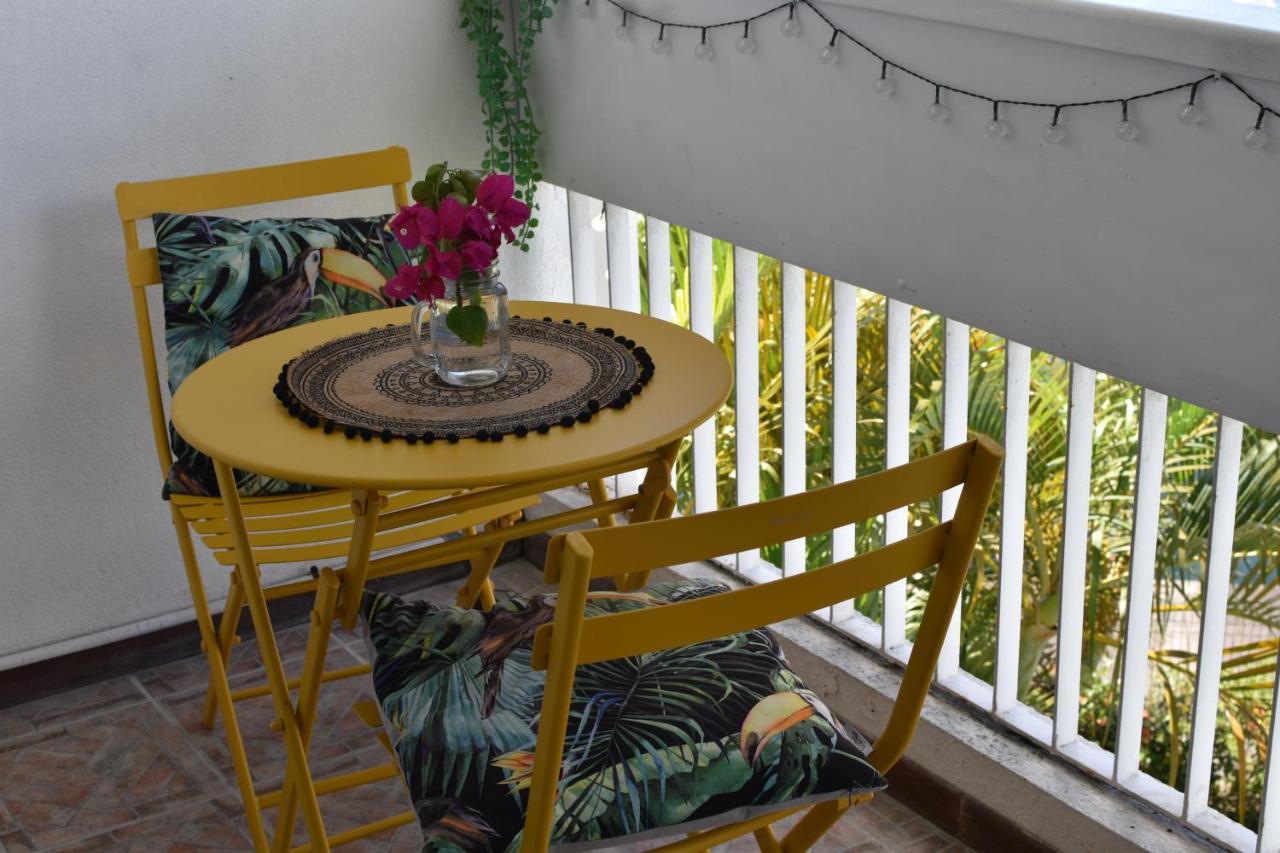 Studio Ideal Couple, A 200M De Tres Belles Plages Pointe Du Bout! Lazaret Екстер'єр фото